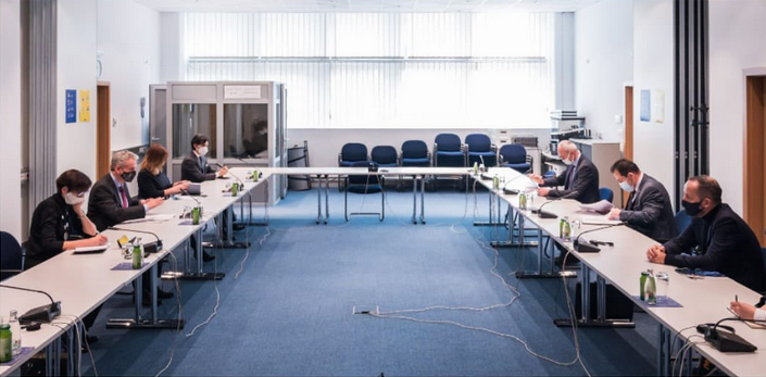 Sattler i Cikotić traže rješenje za migrantsku krizu u USK-u